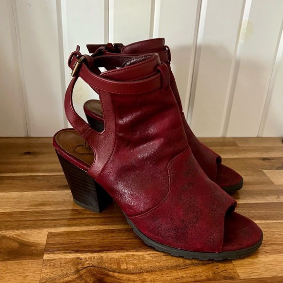 Red Peep Toe Healed Booties - Picture 2 of 3